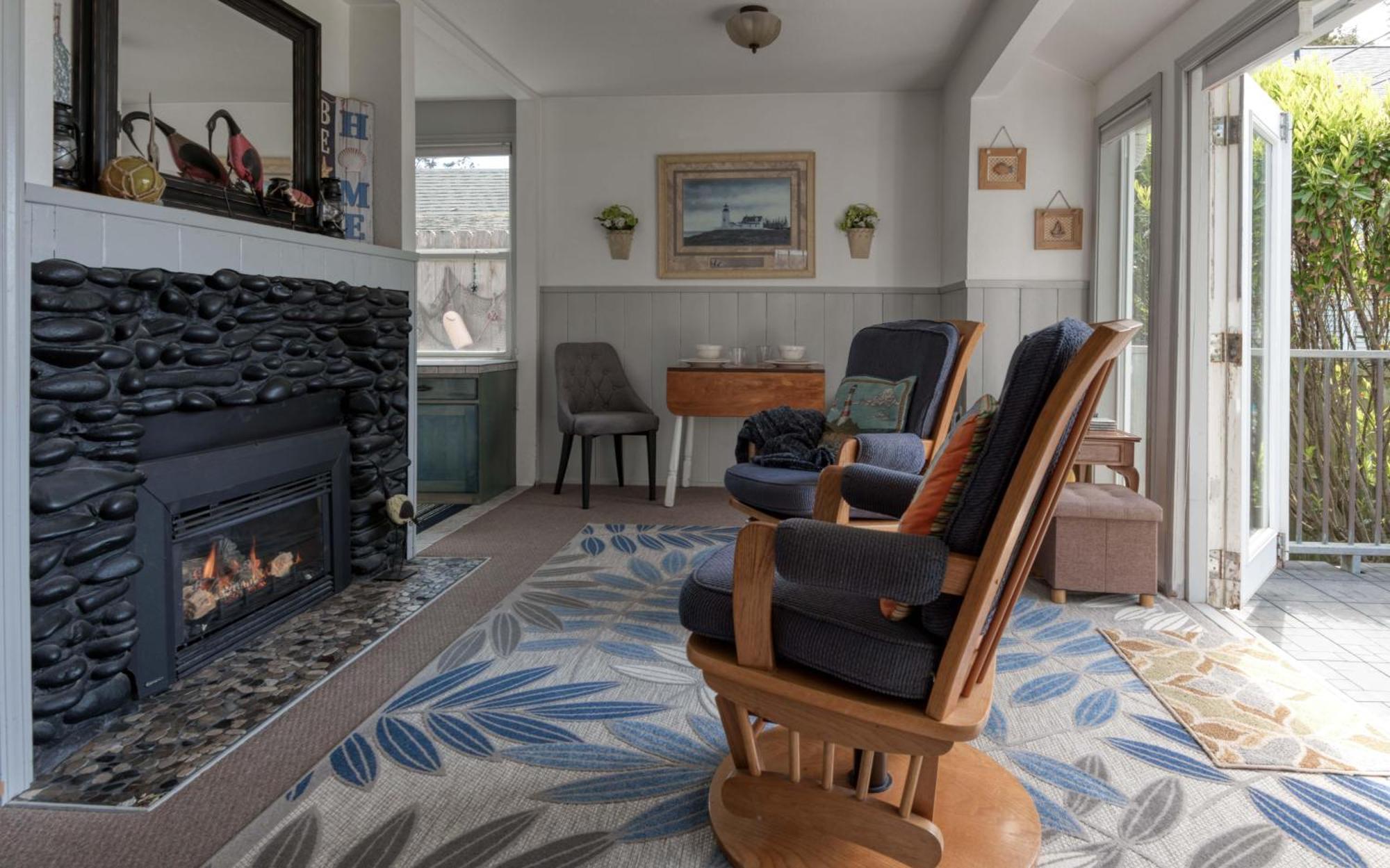 Breeze Cottage Depoe Bay Bagian luar foto